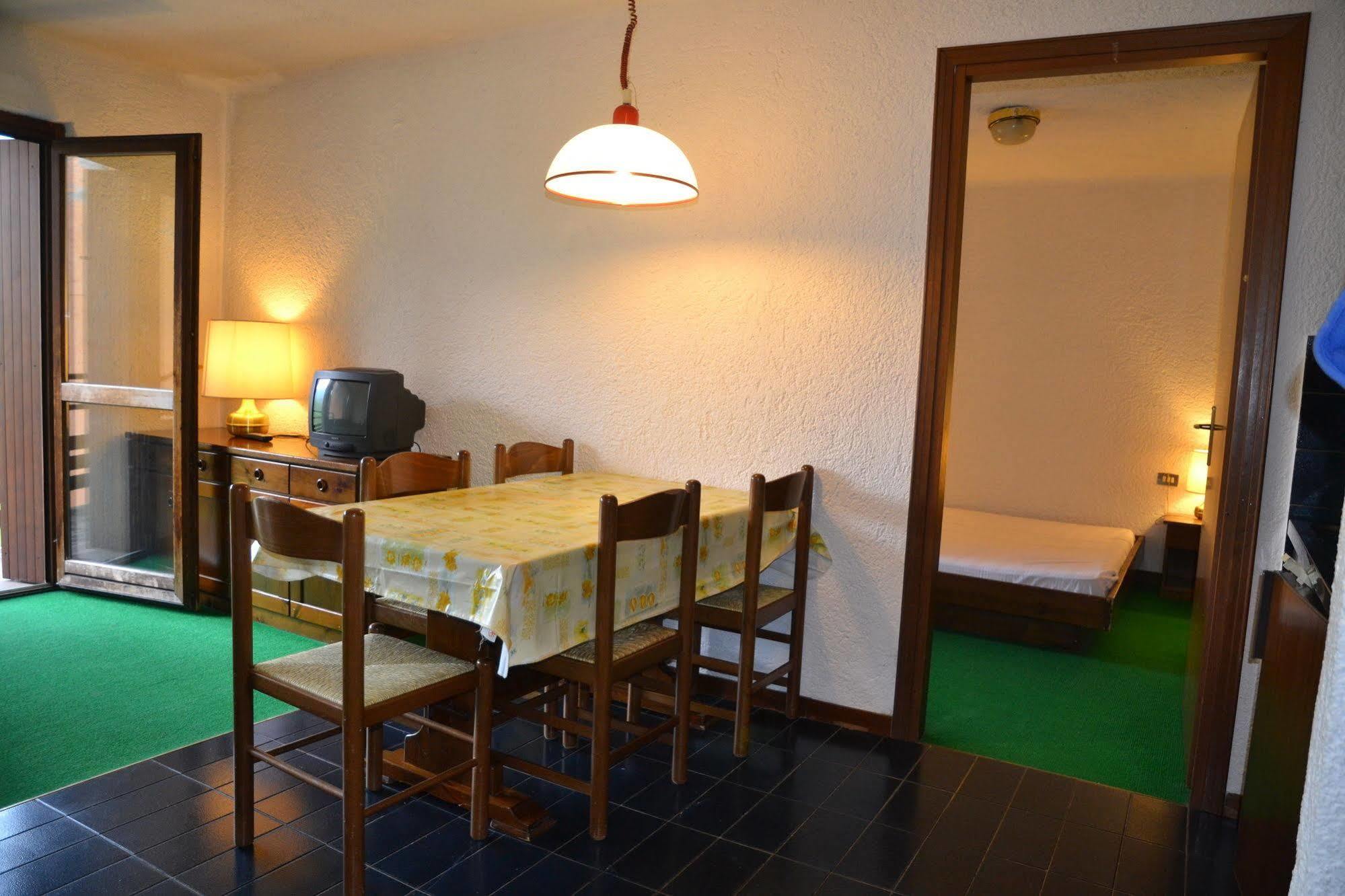 Residence Le Baite Artogne Exterior foto